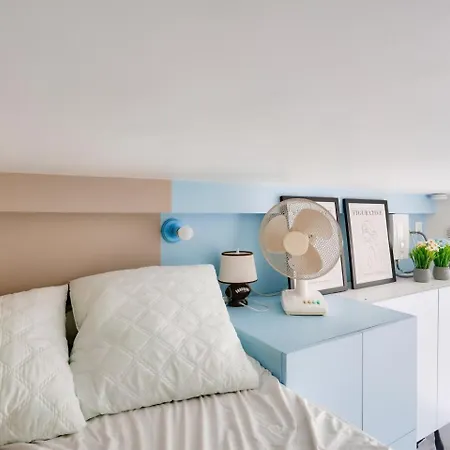 Renovated In The Heart Of The Marais