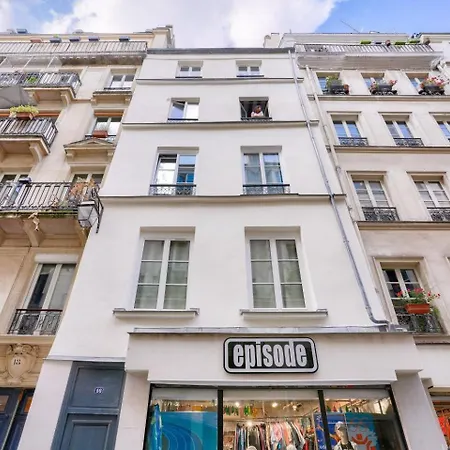 Renovated In The Heart Of The Marais Apartment
