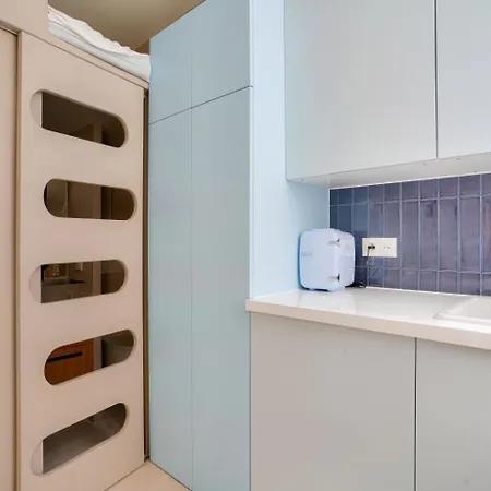 Renovated In The Heart Of The Marais Apartment