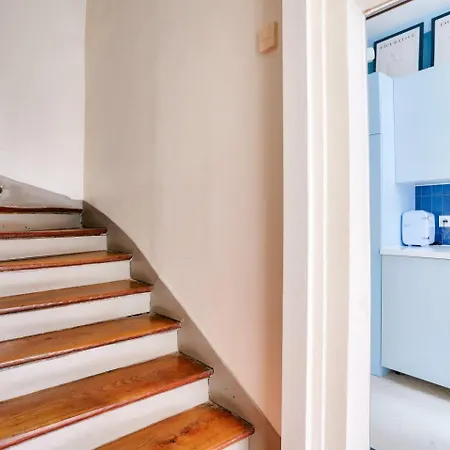 Renovated In The Heart Of The Marais Apartment